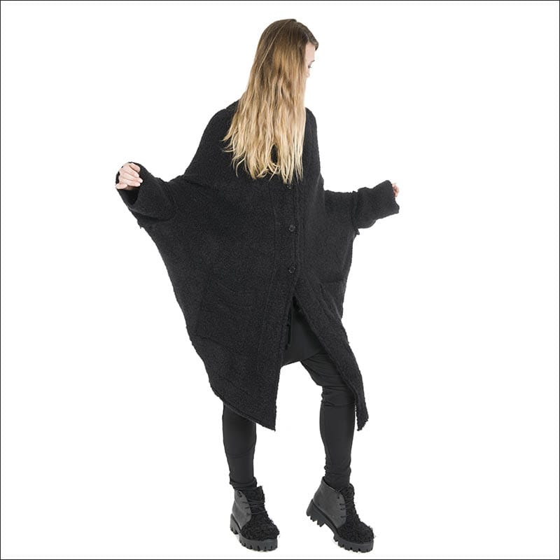 NELLY-JOHASSON-black-Pansy-AW16-Merino-Alpaca-Cape-from-idaretobe-authorised-UK-stockist-6050-blog