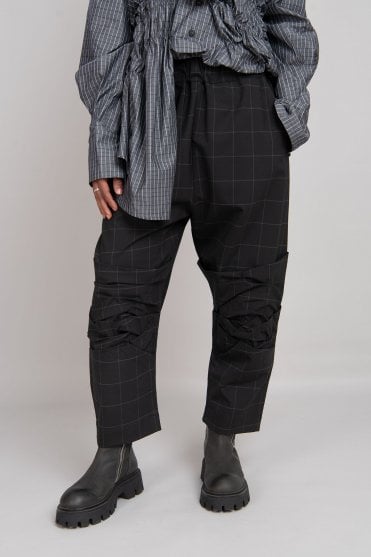 Black Detalle Trousers