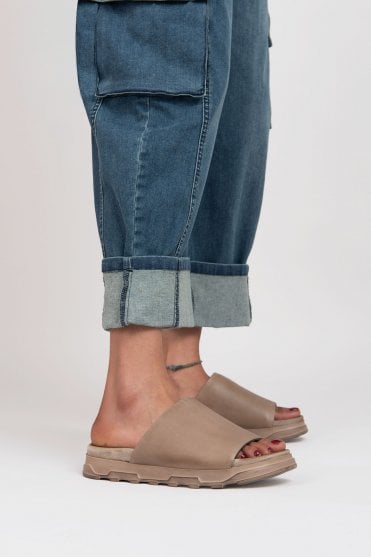 Malto Gasoline Leather Sandals