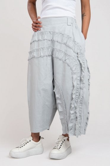 Ruffle Trouser 