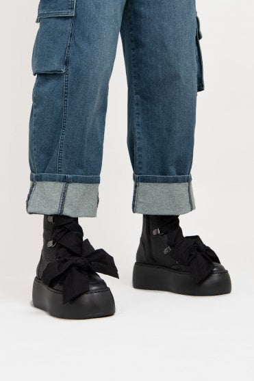 Black Leather Ribbon Boots 
