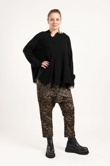 Black Knitted Merino-Yak Oversized Pullover